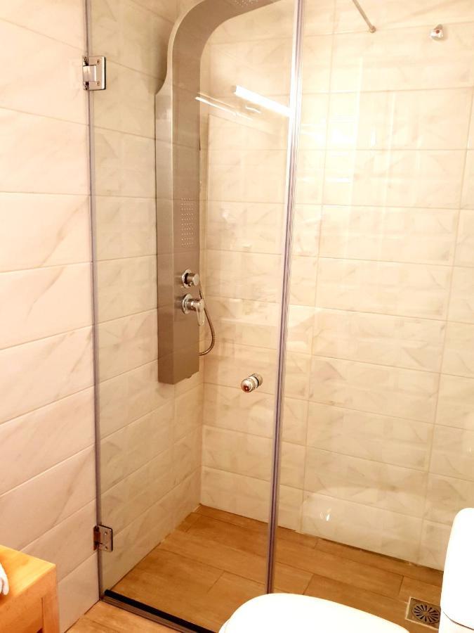 Reiki Apartments Ereikoussa Luaran gambar