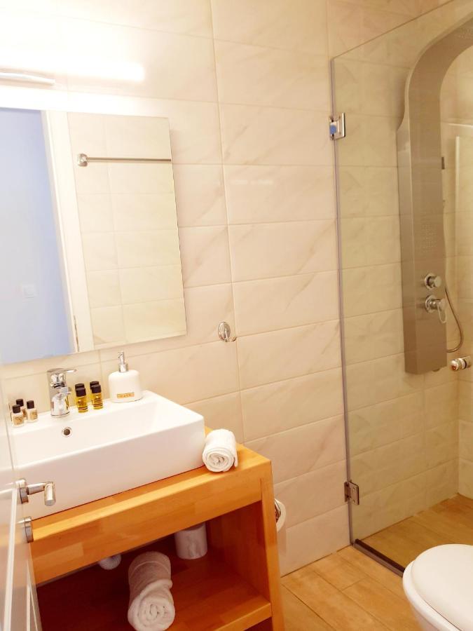 Reiki Apartments Ereikoussa Luaran gambar