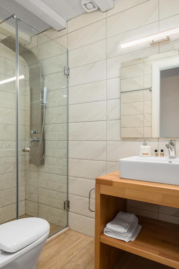 Reiki Apartments Ereikoussa Luaran gambar