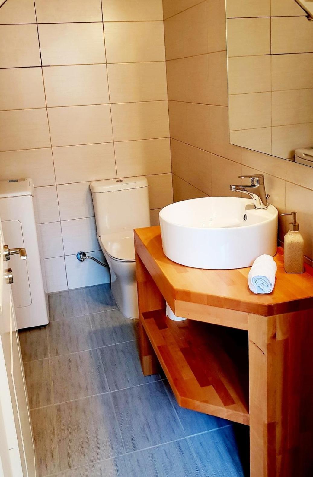 Reiki Apartments Ereikoussa Luaran gambar